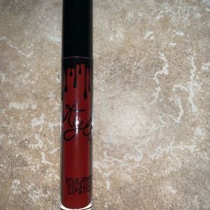 Kylie Cosmetics matte liquid lipstick